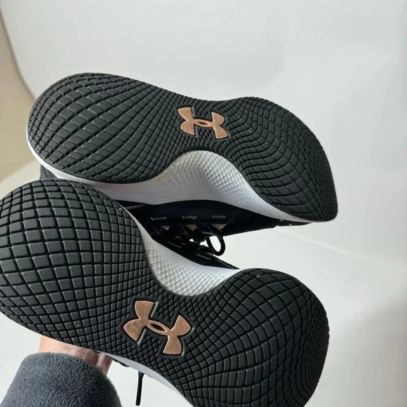 Under Armour Charged Breathe Sneakers Size 8 - Picture 6 of 10